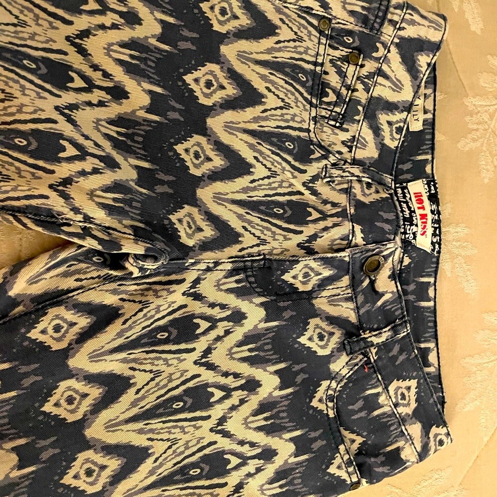 Like NEW HOT KISS Skinny Lilly Blue Pattern Junior Pants Size 7